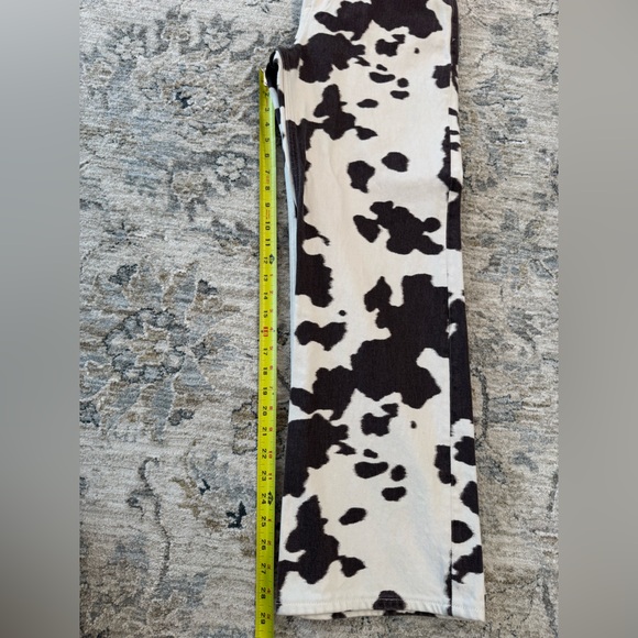 Abercrombie & Fitch High Rise 90's Relaxed Pants Cow Print Black/Brown and Cream - Picture 5 of 7